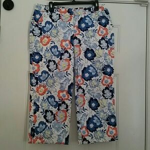 Liz Claiborne capri